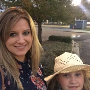 Meet your Posher, Kelli